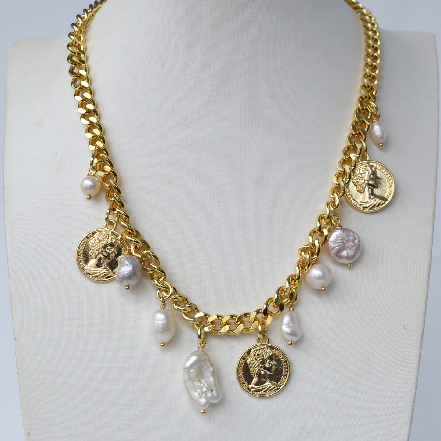 Collar Cubano con Charms