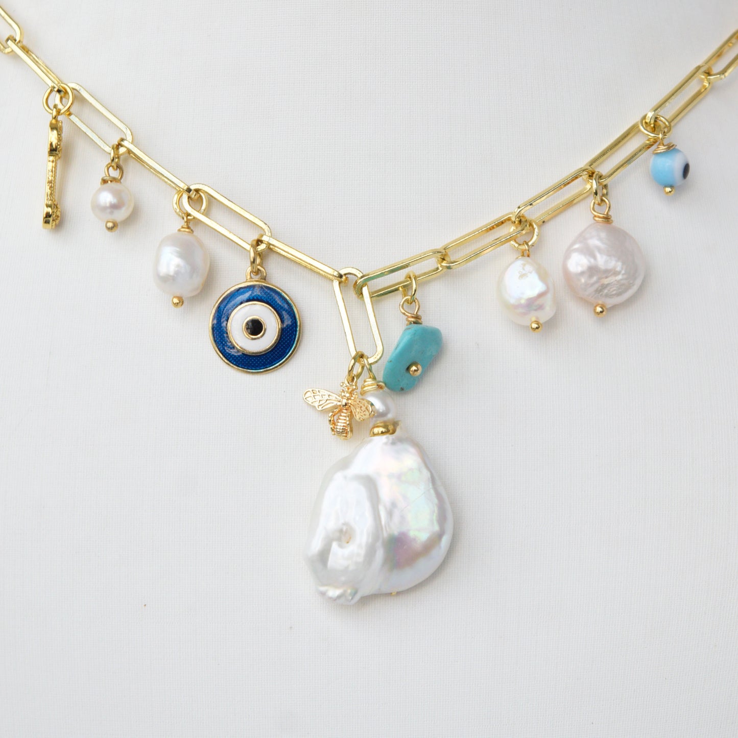 Collar Charms y Perla Barroca