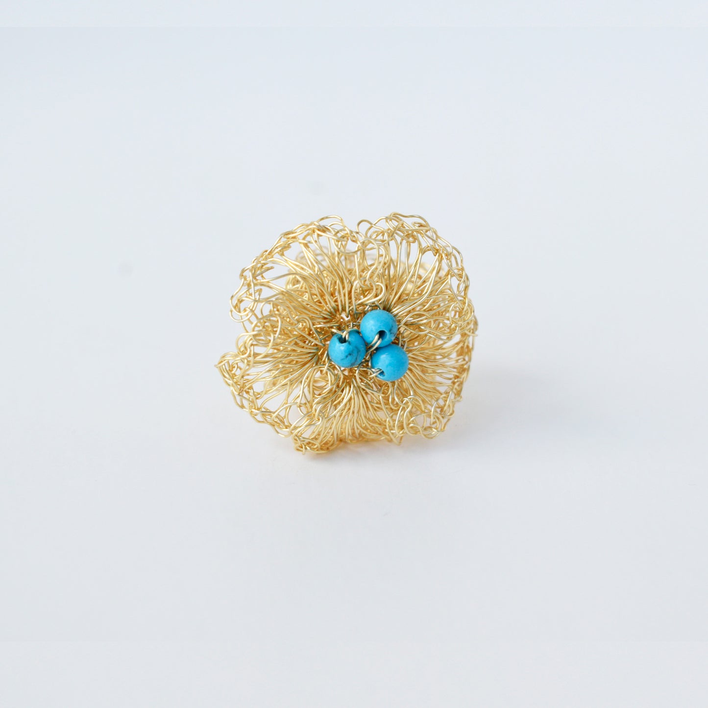 Anillo Flor Dorada con Turquesa