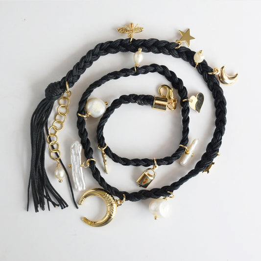 Pulsera Cordon Negro con Charms